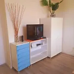 Ena * 图兹拉